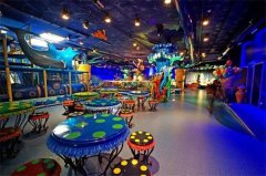 選購兒童室內(nèi)游樂設備要注意什么