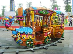 如何維護無軌電動小火車